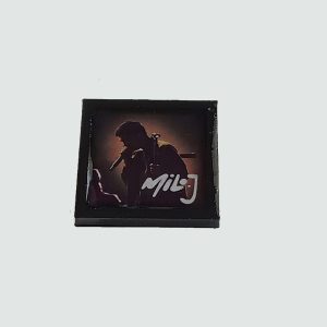 Pin personalizado Milo J